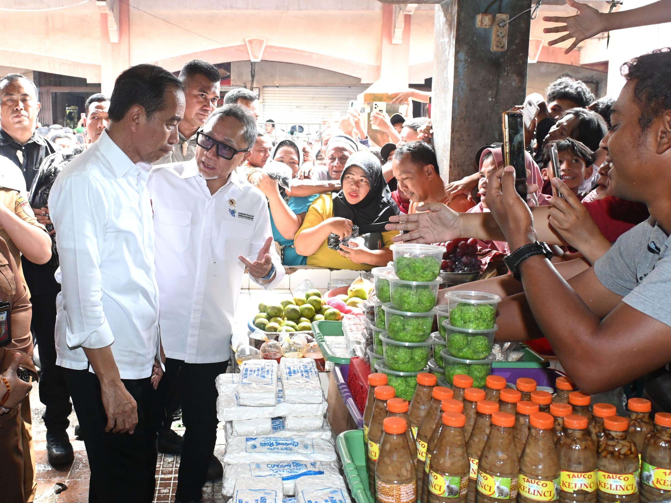 Presiden Pastikan Harga Pangan di Kotawaringin Baik