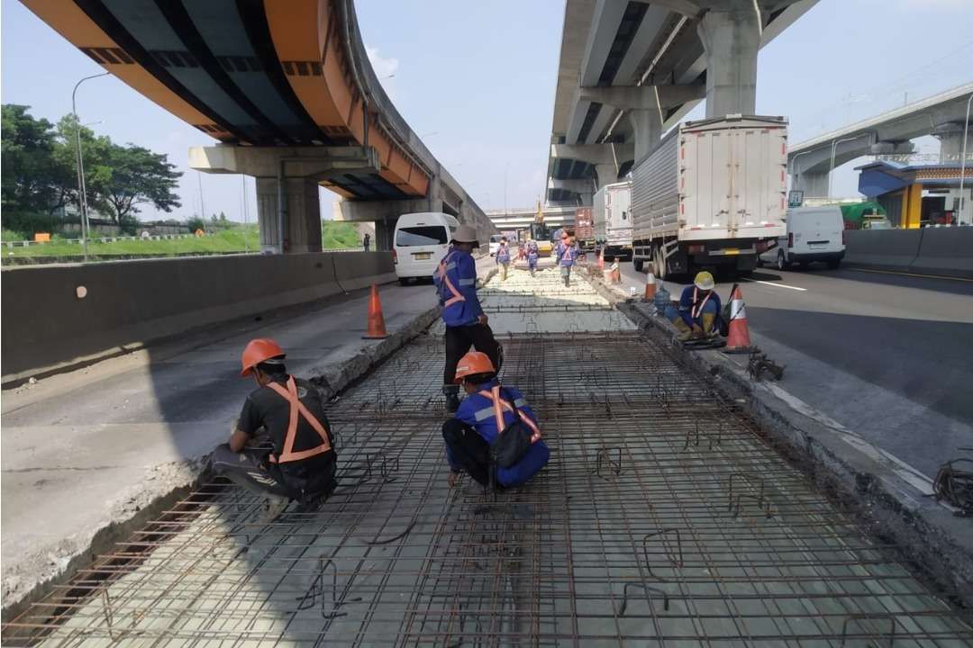 Jasa Marga Rekonstruksi Ruas Jalan Tol Jakarta-Cikampek