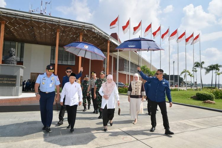 Wapres Tinjau Pabrik Pengolahan Limbah B3 dan Buka Halaqoh di Jatim