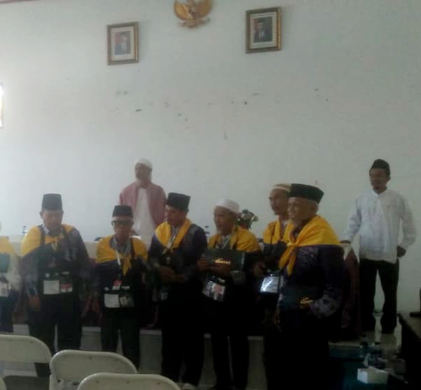 Pemberangkatan Calhaj Paluta Tahun 2024 Kecamatan Haltim Cukup Sederhana