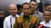 Jokowi soal isu melarang putranya maju Pilkada Jakarta: Tanya Kaesang