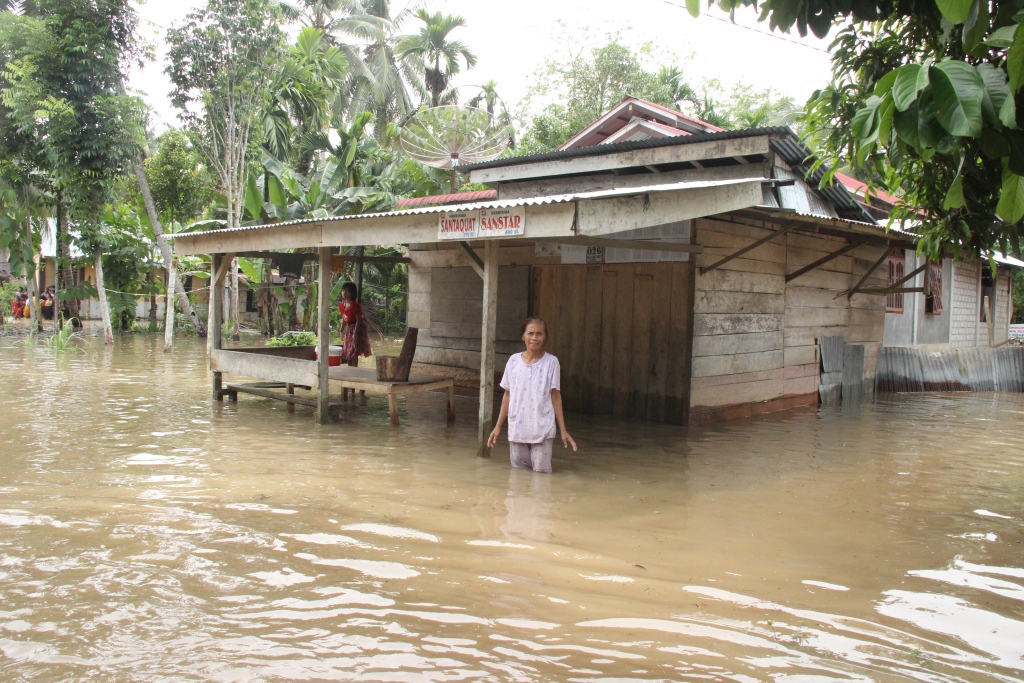 Nias Barat Dikepung Banjir, Ribuan Warga Terdampak
