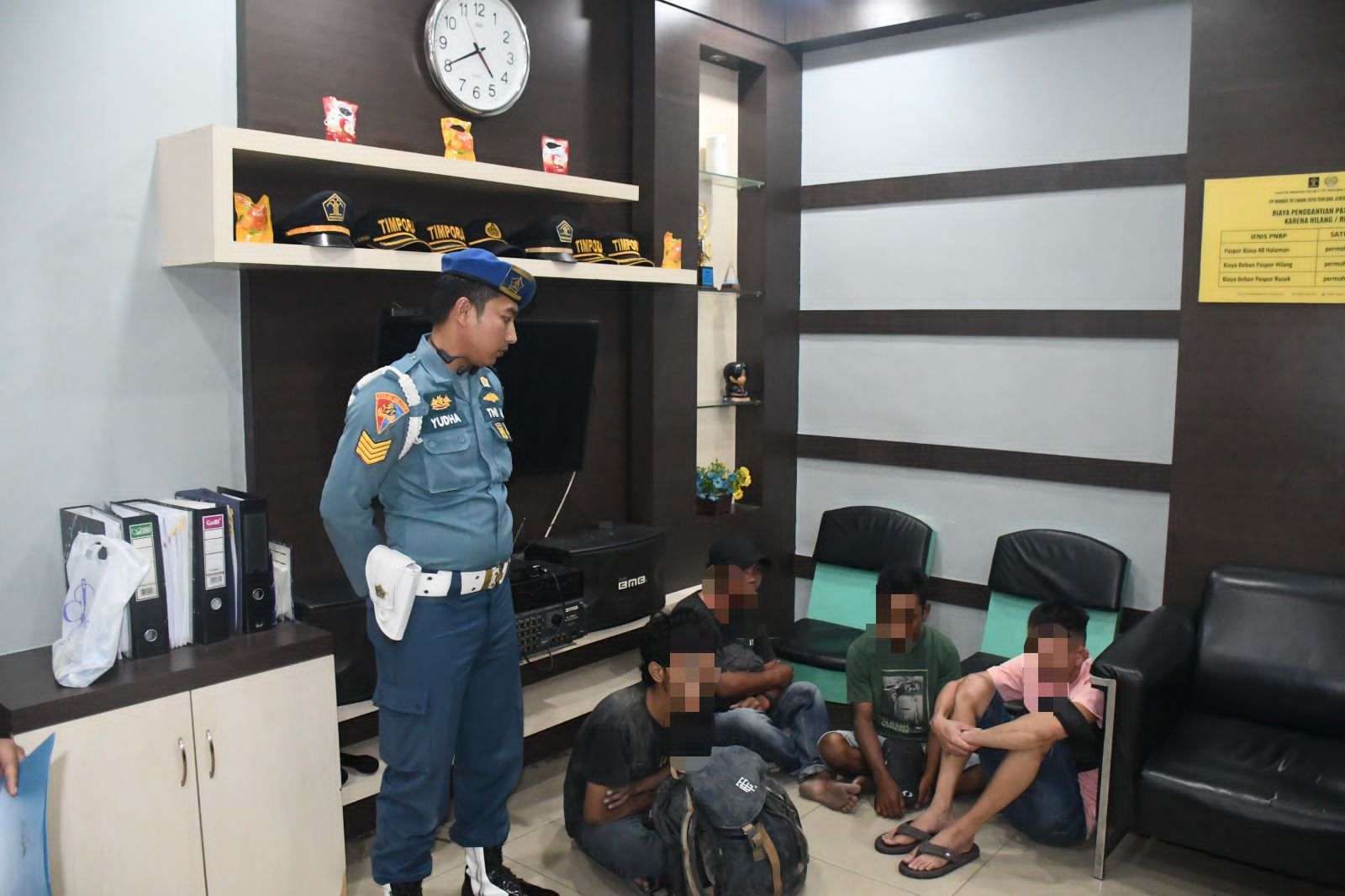 TNI-AL Amankan PMI Ilegal Asal Malaysia di Kepri