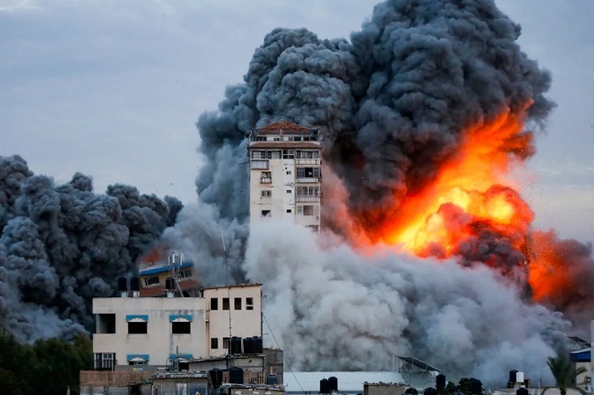 Bom yang dijatuhkan Israel di Gaza lampaui Perang Dunia II