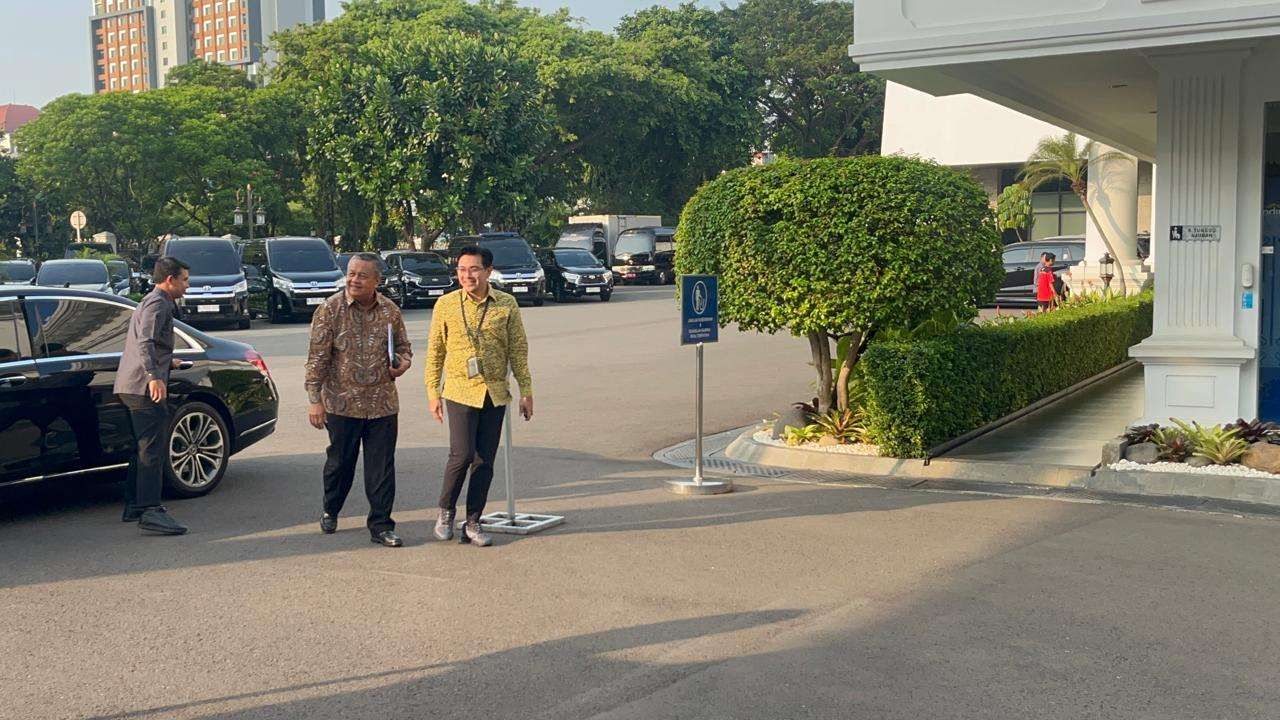 Rupiah Anjlok, Presiden Panggil Menkeu dan Gubernur BI