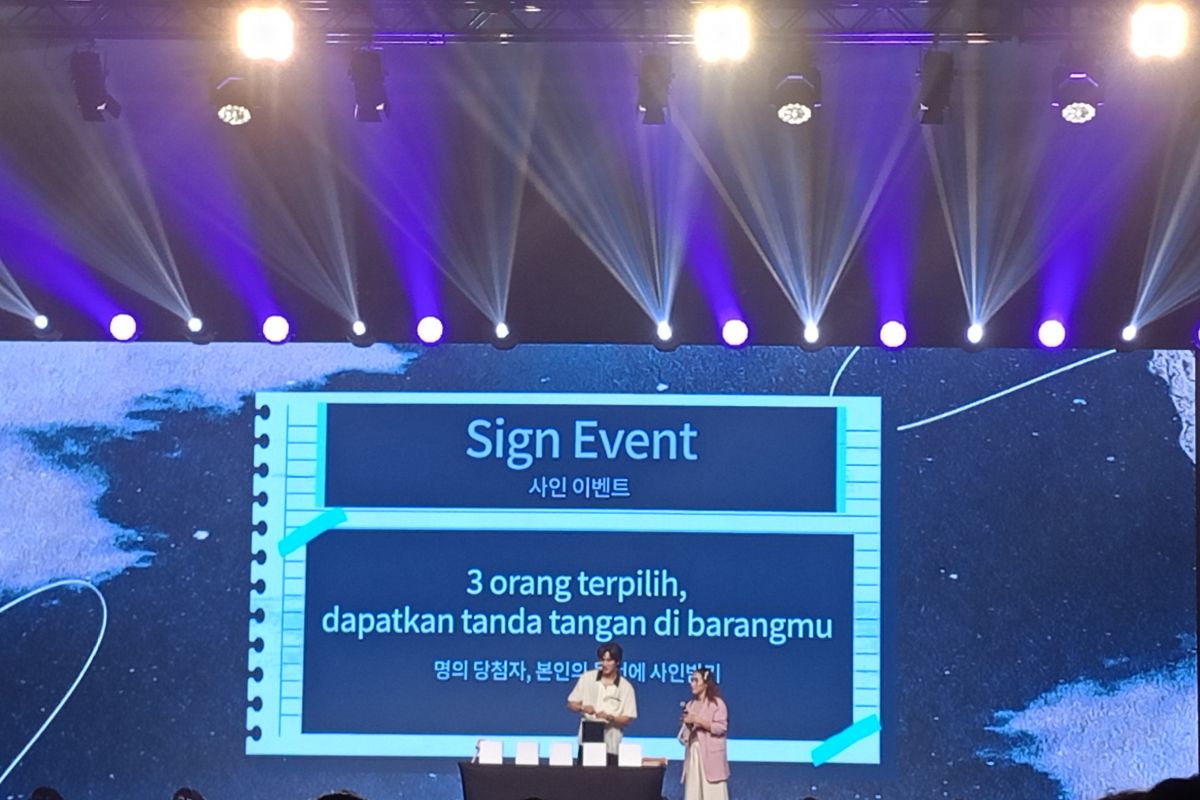 Ahn Bo-hyun berikan hadiah spesial untuk penggemar di Jakarta