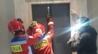 Enam orang terkurung di dalam lift selama dua jam di Jakbar