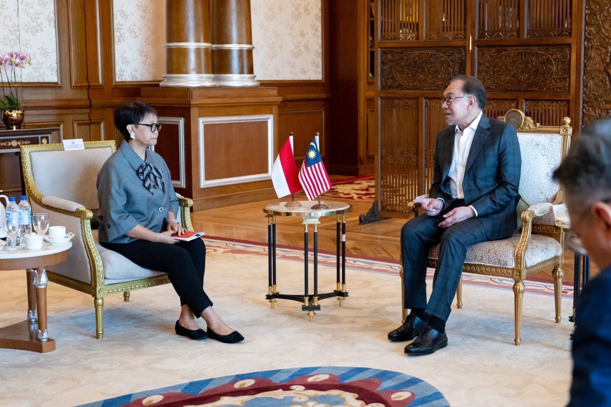 Dihadapan Menlu, PM Malaysia jamin perlindungan hak asasi, kesejahteraan pekerja Indonesia