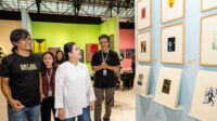 Ketua_DPR_RI_Dr__(H_C)_Puan_Maharani_saat_melihat_karya-karya_seniman_di_ARTJOG_2024_yang_digelar_di20240708160313 Kunjungi ARTJOG 2024, Puan Apresiasi dan Bangga dengan Karya Seniman Cilik RI