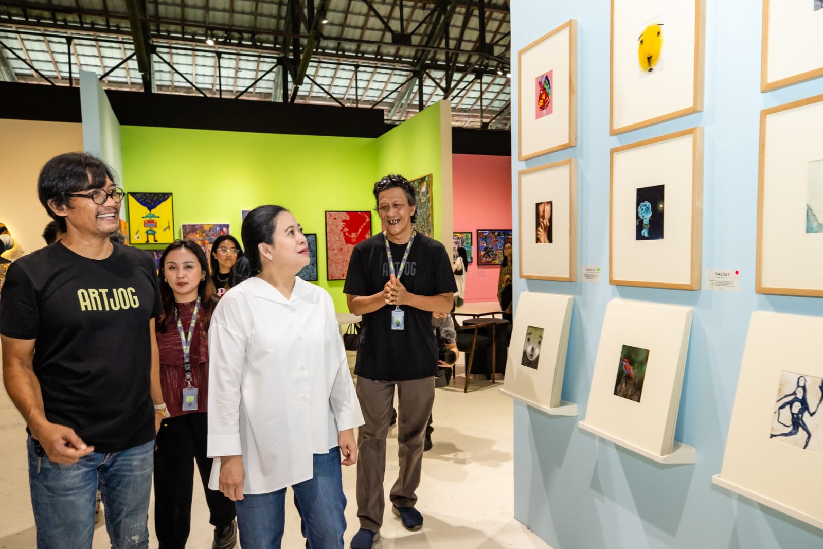 Kunjungi ARTJOG 2024, Puan Apresiasi dan Bangga dengan Karya Seniman Cilik RI