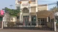 Klinik-kecantikan-WSJ-di-Jalan-Ridwan-Rais-Beji-Timur-Kecamatan-Beji-Kota-Depok Polisi Cek Klinik di Depok Tempat Wanita Asal Medan Sedot Lemak Lalu Tewas