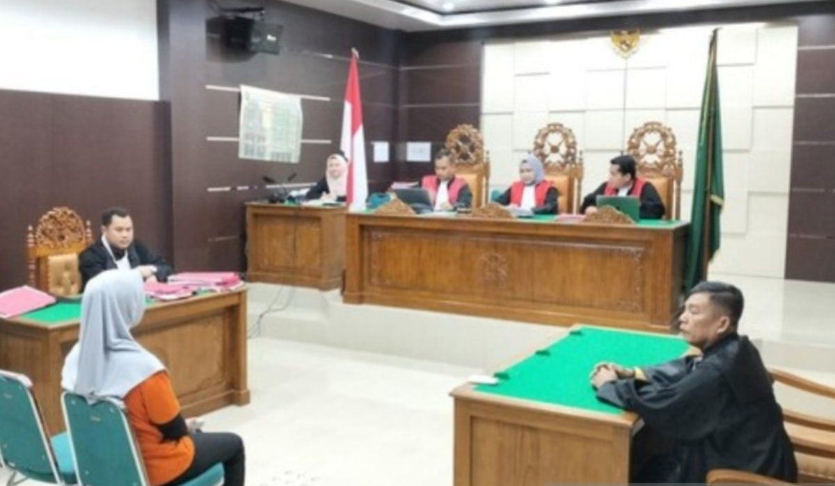 Jaksa tuntut istri potong kelamin suami tiga tahun enam bulan penjara