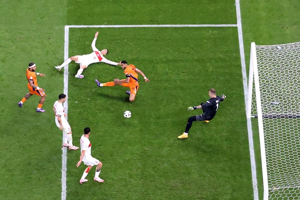 Belanda tantang Inggris dalam semifinal setelah singkirkan Turki 2-1