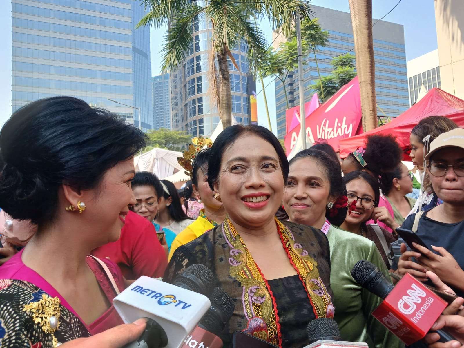 Jelang Hari Kebaya Nasional, Perempuan Rayakan Parade Kebaya