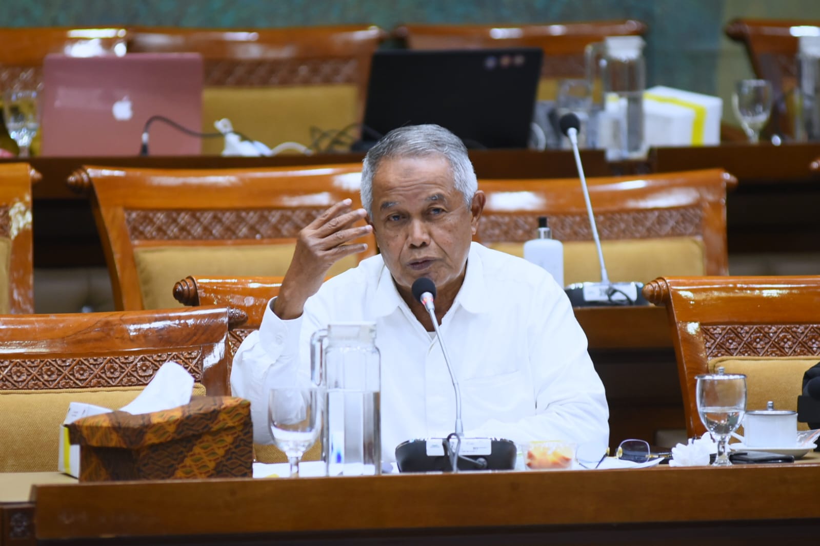 Johar Arifin Tegaskan: Jika UKT Harus Naik, Jangan Bebankan ke Mahasiswa