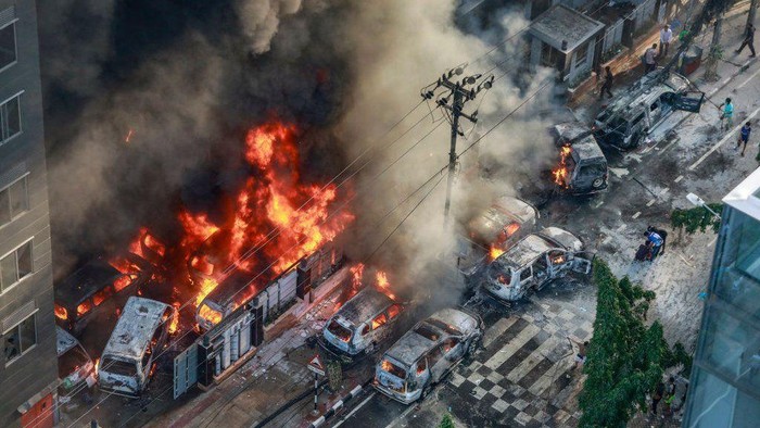 Ngerinya Demo di Bangladesh Sampai Berjatuhan Puluhan Korban Jiwa