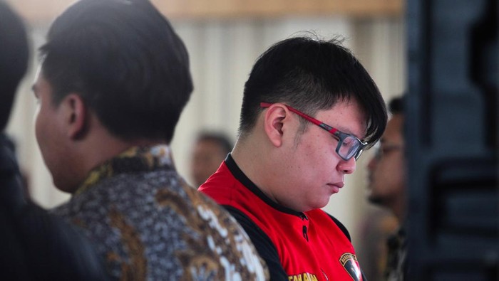Anak Mantan Anggota DPR Ronald Tannur Divonis Bebas , Komisi III DPR Murka