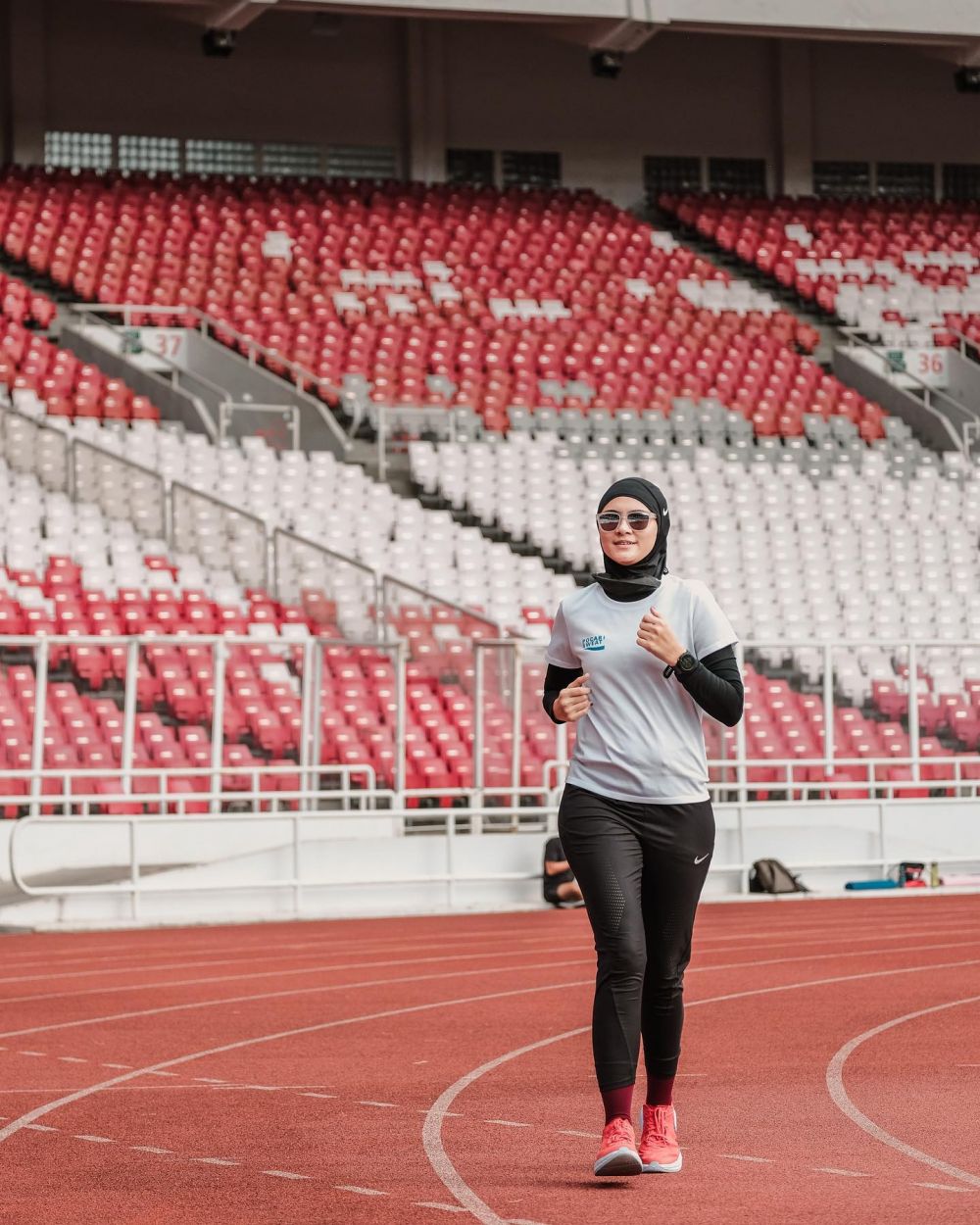 Ternyata Begini Cara Zee Zee Shahab Bisa raih capaian mulus lari di kategori 10K
