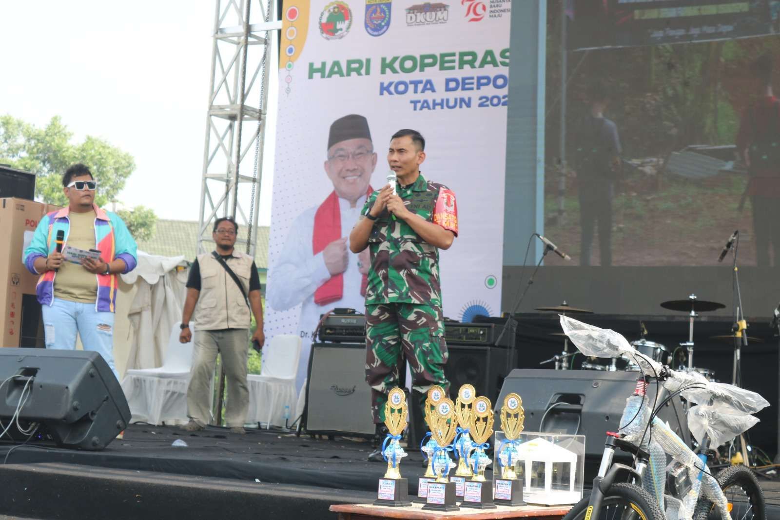 Bangun Semangat Masyarakat, TNI Hadirkan 'Live PUBG'