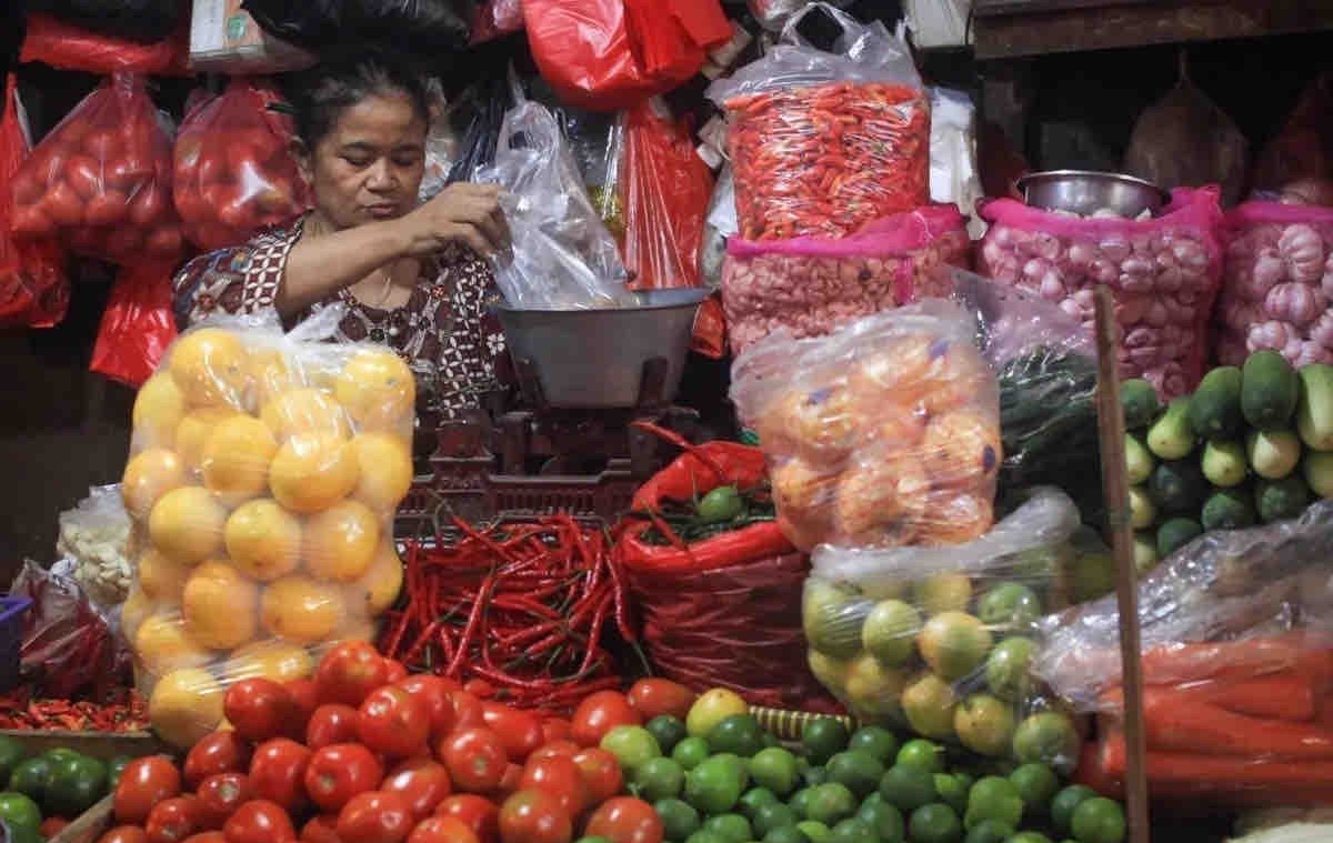 Harga pangan: Cabai Rp45.770 per kg dan bawang putih Rp41.790 per kg