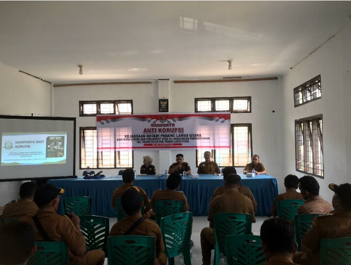Kades  dan Perangkat Desa Se Kecamatan Padang Bolak Ikuti Kampanye Anti Korupsi