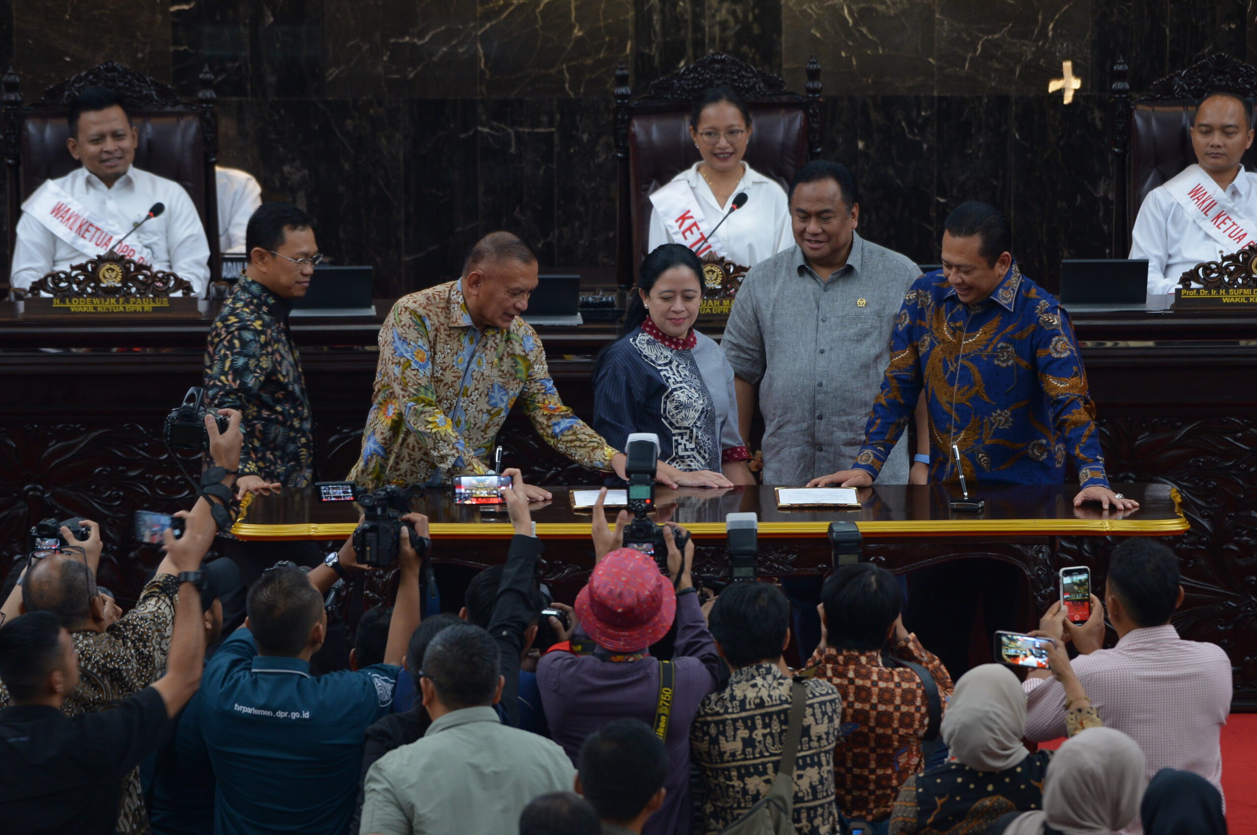 Tinjau Lokasi, Puan Pastikan Kesiapan DPR Gelar Sidang 16 Agustus