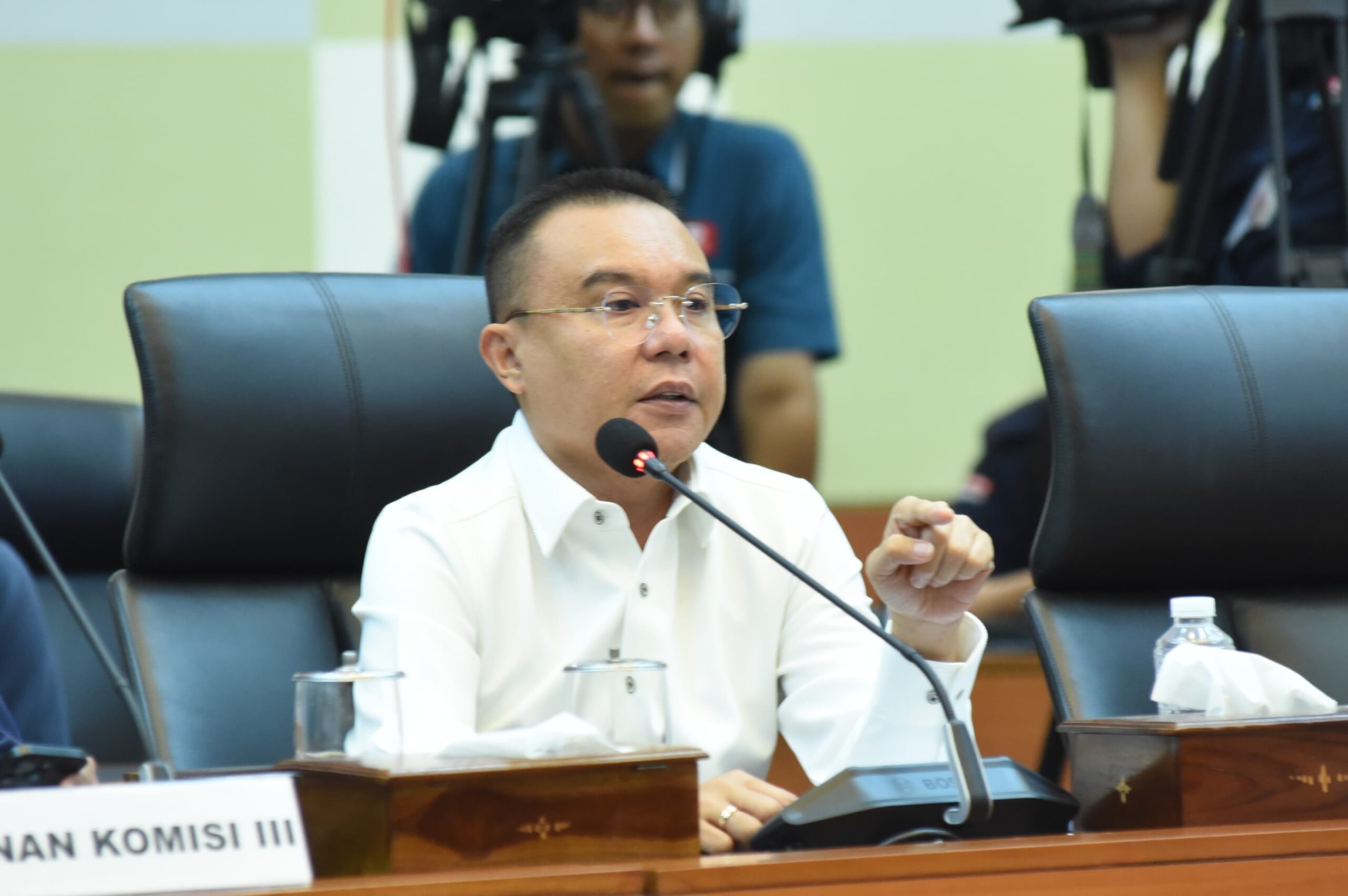 Serahkan Surat Izin Ekshumasi, Sufmi Dasco Minta Polemik Kasus Afif Maulana Tak Berkepanjangan