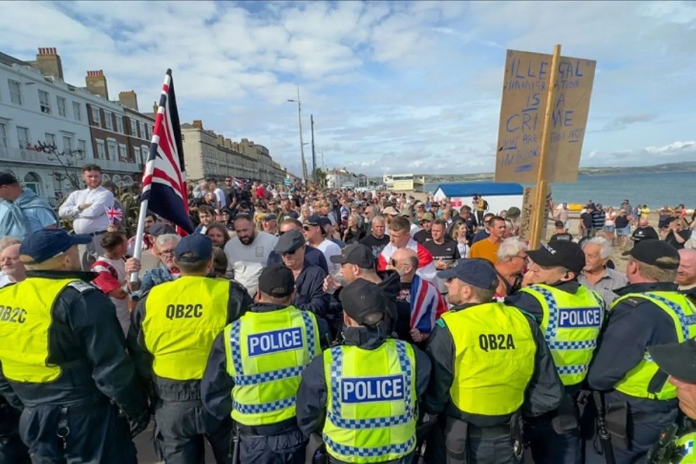 Inggris akan perketat UU untuk batasi konten ilegal di internet