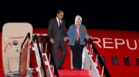 jokowi-dan-iriana-tiba-di-ikn_169 Tiba di IKN, Presiden Jokowi Akan Pimpin Renungan Suci di Taman Kusuma Bangsa IKN