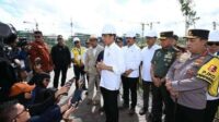 qxwe4zx5o87pqcl Masyarakat Kaltim Berbondong-bondong Pasang Pernak-Pernik Kemerdekaan
