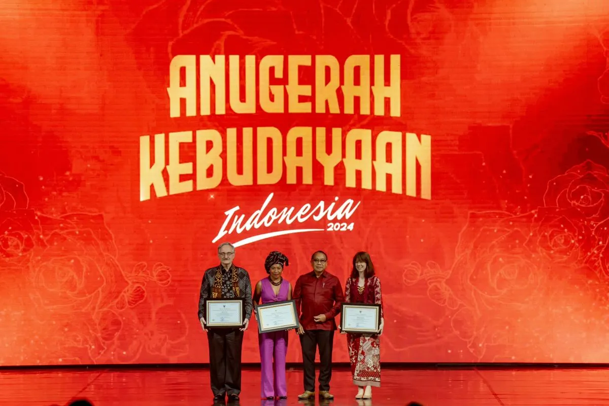 Tiga WNA diberi penghargaan karena bantu populerkan budaya Indonesia