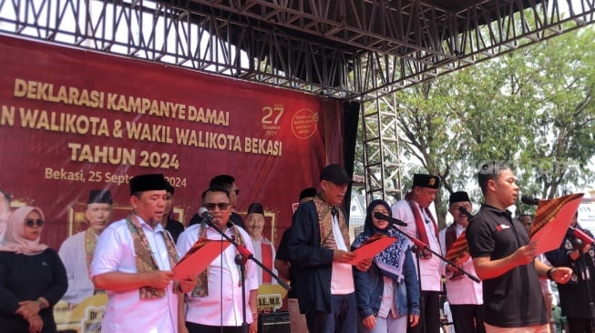 3 Paslon Walikota Bekasi Deklarasi Kampanye Damai di Alun – Alun Hasibuan