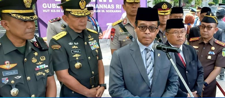 Andi Widjajanto nilai wacana satuan antariksa dapat perkuat TNI AU