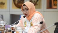 Anggota_Komisi_IX_DPR_RI_Putih_Sari_saat_Rapat_dengan_BPOM_di_Gedung_DPR__Rabu_(5_9_2024)__Foto__Dep20240905105645 Putih Sari Tegaskan Peran BPOM, Menjamin Kualitas Bahan Baku Obat
