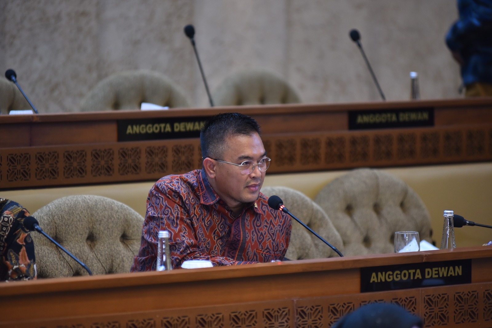 Pansus Ungkap Ketidaksesuaian dan Dugaan Manipulasi Data dalam Pemberangkatan Haji Khusus