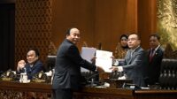 DPR RI Sahkan RUU P2 APBN 2023 DPR RI Sahkan RUU P2 APBN 2023 Jadi Undang-Undang