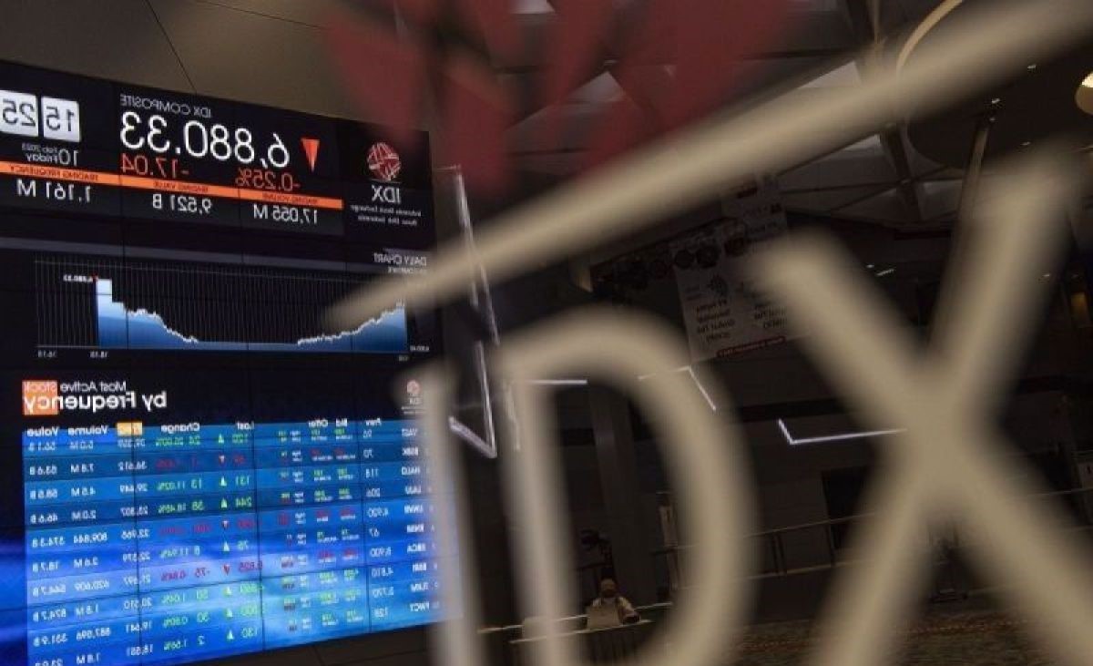 IHSG ditutup melemah di tengah penguatan mayoritas bursa kawasan