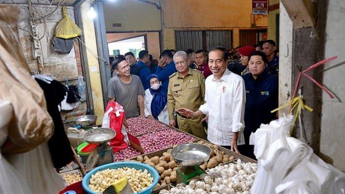 Presiden Jokowi tinjau harga dan berpamitan ke rakyat di pasar Pontianak