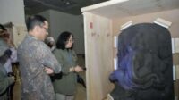 Menteri Pendidikan, Kebudayaan, Riset, dan Teknologi Nadiem Anwar Makarim menyambut kembalinya empat arca peninggalan Kerajaan Singasari dari Belanda ke Tanah Air di Museum Nasional Indonesia, Jakarta, Benda Bersejarah yang Dipulangkan Belanda Akan Dipamerkan