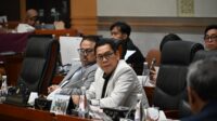 Wakil_Ketua_Komisi_III_DPR_RI__Adies_Kadir__saat_memimpin_rapat_kerja_dengan__Jaksa_Agung_dan_Menkum20240904142913 Komisi III Tekankan Pengawalan Program Pemerintahan Baru