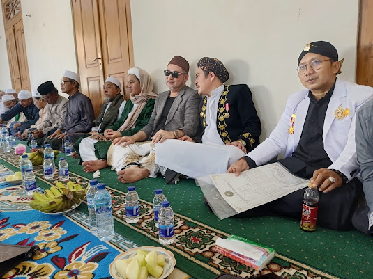 Mengupas Kelicikan Belanda Manfaatkan Ba’alawi Imigran Yaman Pada Masa Penjajahan Di Acara Khaul Mbah Syakarudin