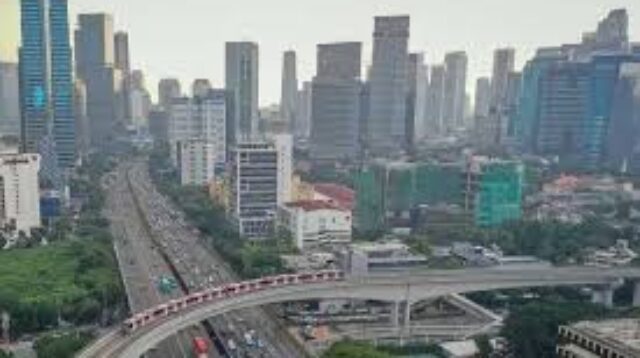 Jakarta Berawan Pagi, Cerah Berawan Siang