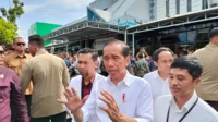 Presiden Jokowi menyambangi fasilitas kesehatan hingga kampus di Berau