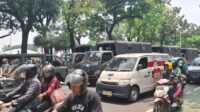 Ada Gladi Resik HUT Ke-79 TNI, Lalin Jl Medan Merdeka Selatan Macet