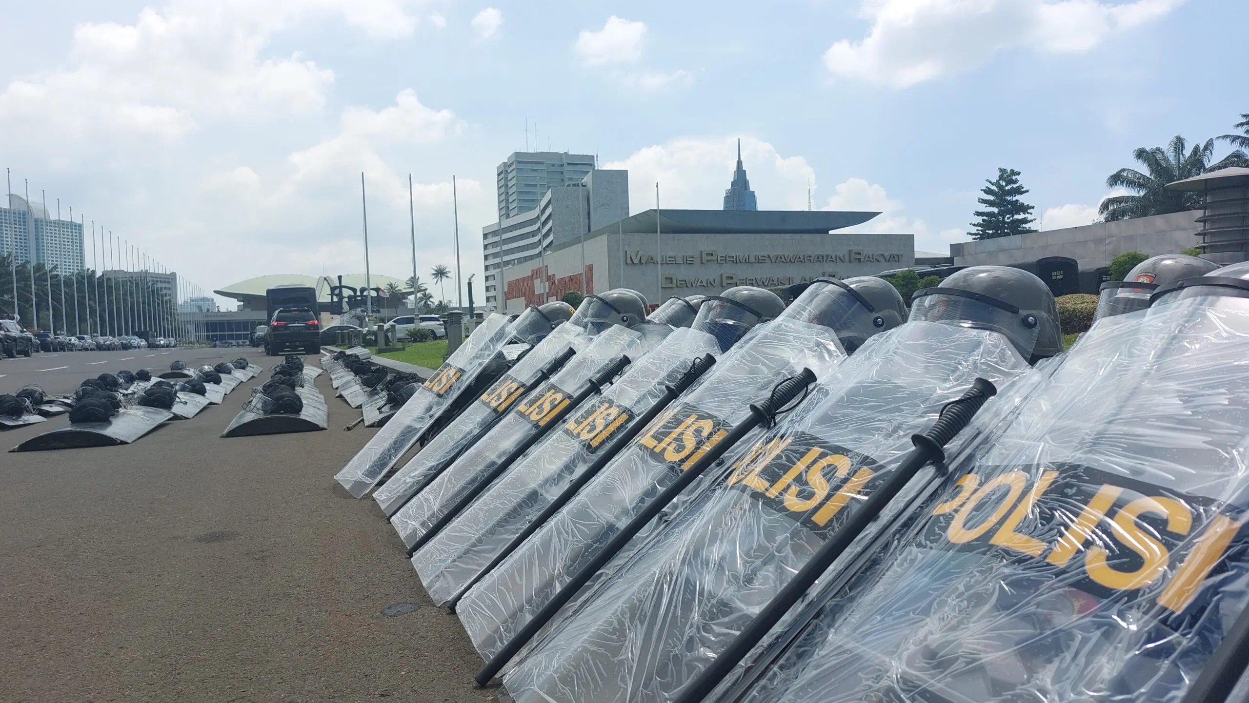 Polda Metro Kerahkan 5.000 Personel Amankan Pelantikan Anggota DPR