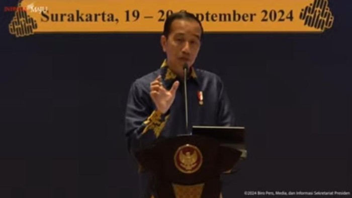 Hadiri Kongres ISEI di Solo, Jokowi Singgung Hilirisasi Rumput Laut dan Kopi
