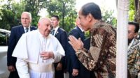 Presiden Jokowi Lepas Paus Fransiskus di GBK