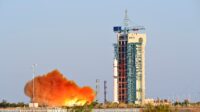 China luncurkan satelit uji coba reusable dan returnable pertama