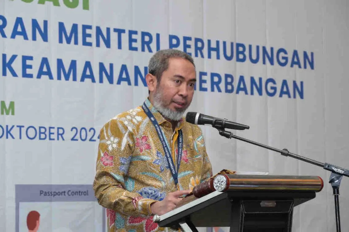 Kepala Bagian Hukum Ditjen Hubud Kemenhub Gali Sarjono dalam sosialisasi Keputusan Menteri Perhubungan Nomor KM 39 Tahun 2024 tentang Program Keamanan Penerbangan Nasional (PKPN), yang dilaksanakan di Tangerang, Banten