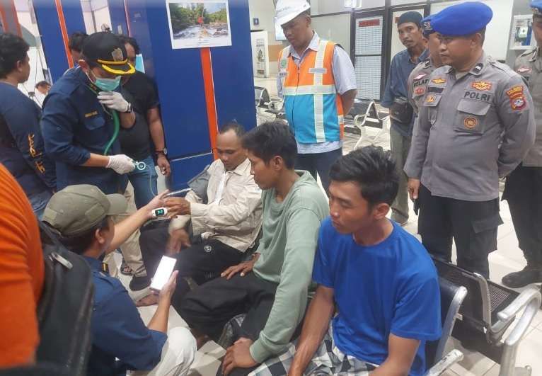Kapal Tenggelam di Karimunjawa, 11 ABK Berhasil Diselamatkan